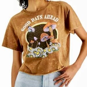 Self Esteem Juniors Small Cropped ‘Good Days Ahead’ Mushroom Graphic T-Shirt